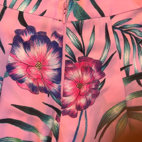 Show Me Your Mumu Pink Tropical Floral Shorts - Picture 6 of 7